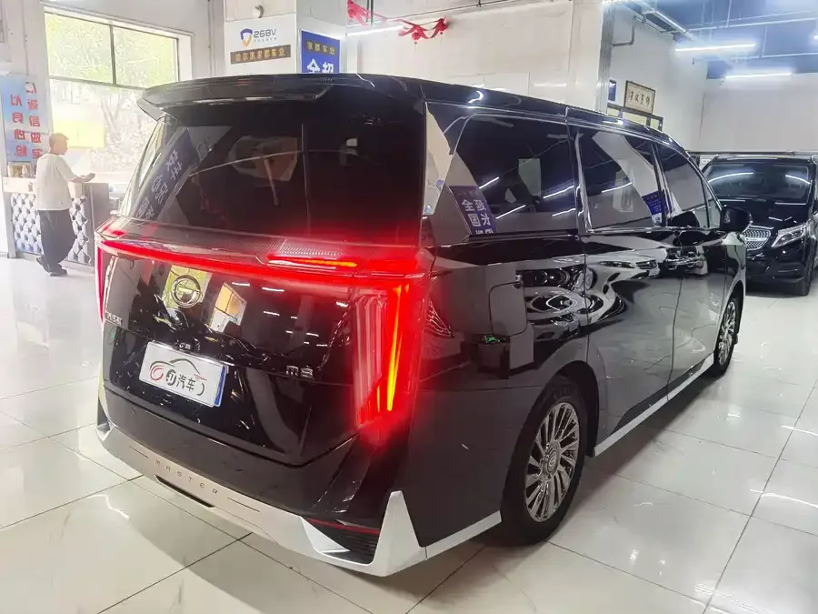 GAC Trumpchi M8 Trumpchi M8 2023 Grandmaster Series 400T Supreme Edition 2023 — миниатюра 2