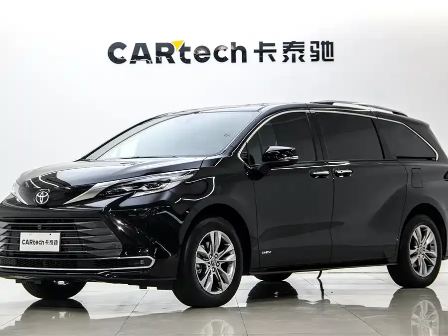 Toyota Sienna 2024