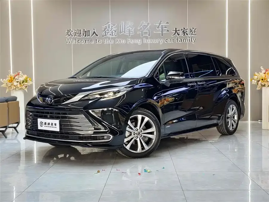 Toyota Sienna 2024