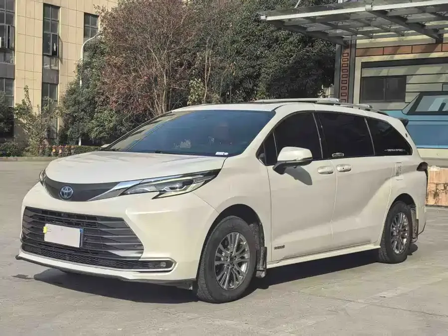 Toyota Sienna 2022