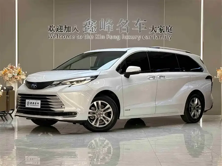 Toyota Sienna 2023