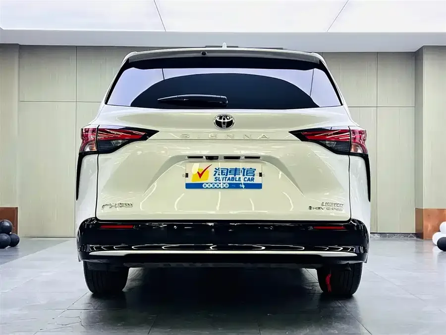 Toyota Sienna SIENNA 2024 2.5L Hybrid 4WD Premium Edition 2024 — миниатюра 5