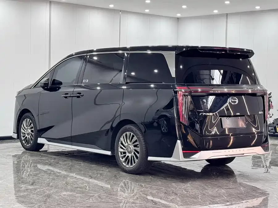 GAC Trumpchi M8 Trumpchi M8 2023 Grandmaster Series Dual Engine Royal Edition 2023 — миниатюра 5