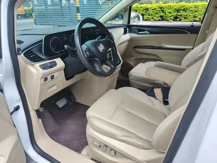 Buick GL8 2022 ES Lu Zun 653T Exclusive model 2022 — миниатюра 4