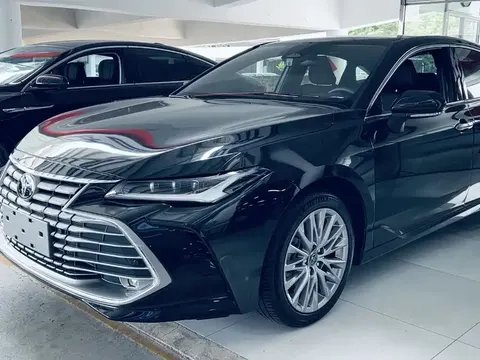 Toyota Avalon 2025 buy in Moscow
