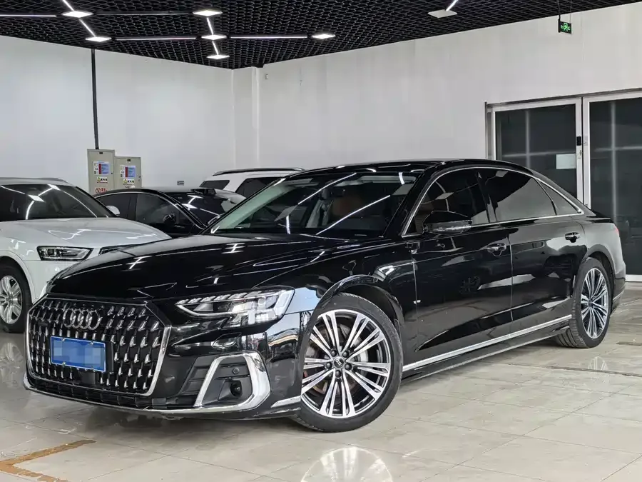 Audi A8 2024