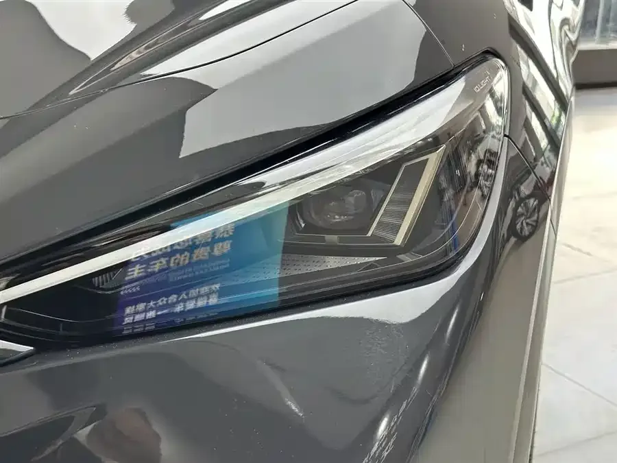 Volkswagen ID. Unyx Yuzhong06 2024 Pro Long-endurance Edition 2025 — миниатюра 4