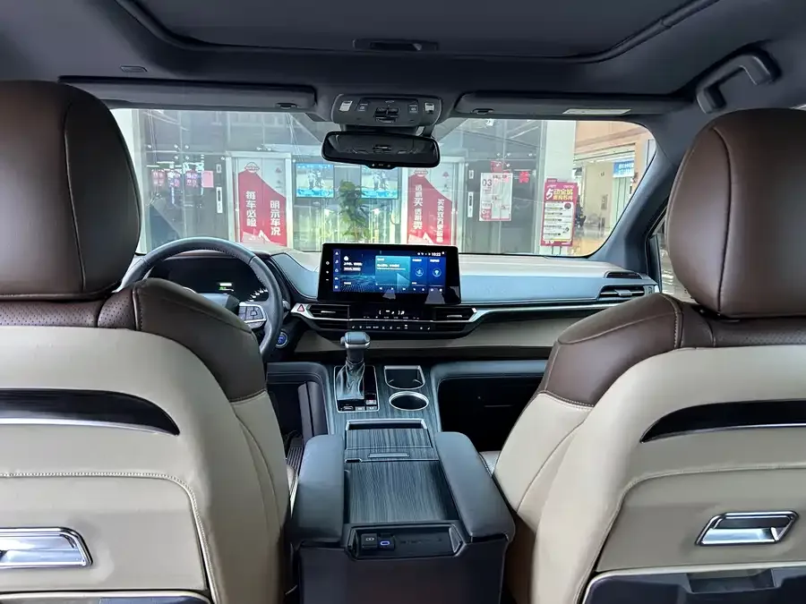 Toyota Sienna SIENNA 2021 2.5L Hybrid Premium Edition 2022 — миниатюра 5