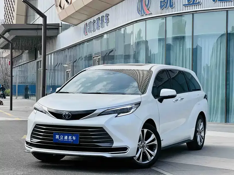 Toyota Sienna 2023