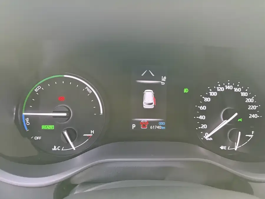 Toyota Sienna SIENNA 2023 2.5L Hybrid Premium Edition 2023 — миниатюра 4