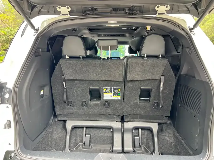 Toyota Sienna SIENNA 2021 2.5L Hybrid Supreme Edition 2022 — миниатюра 5