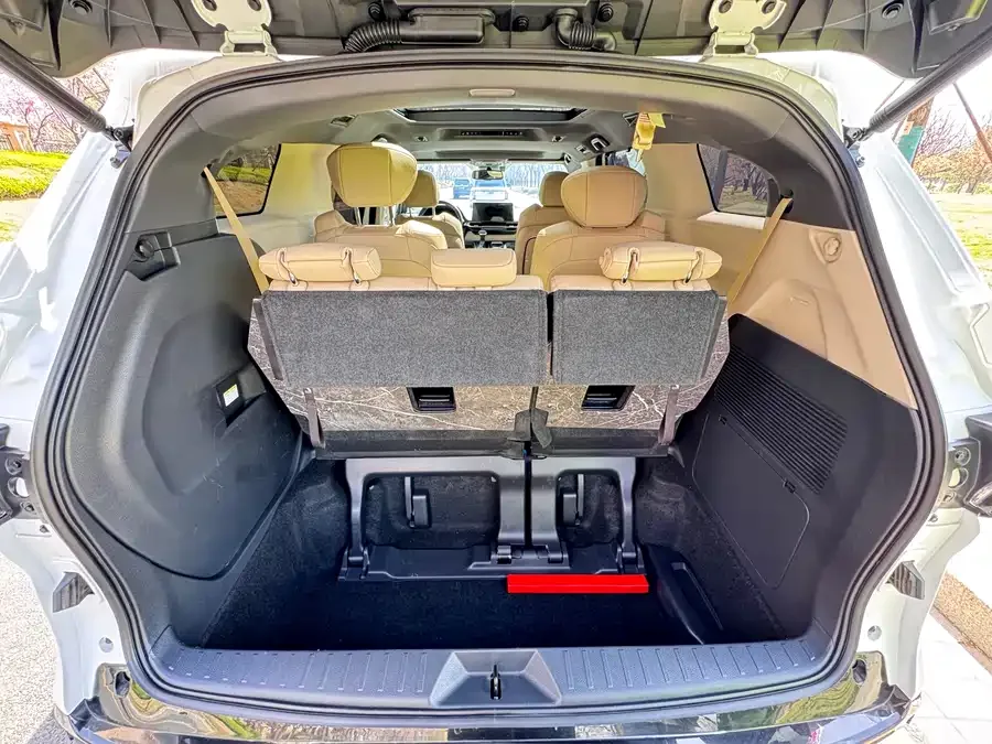 Toyota Sienna SIENNA 2021 2.5L Hybrid Supreme Edition 2022 — миниатюра 5