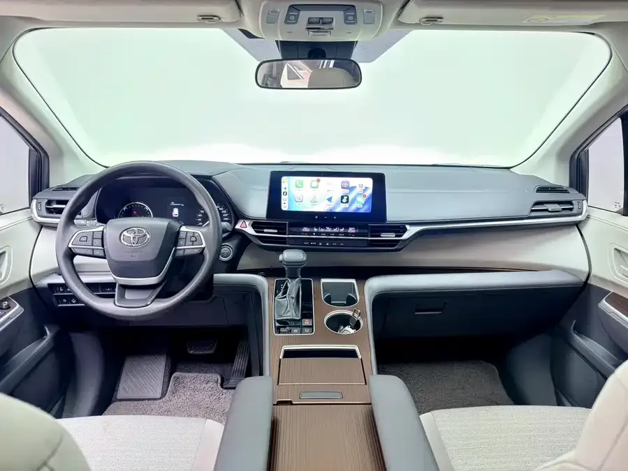 Toyota Sienna SIENNA 2024 2.5L Hybrid Comfort Edition 2024 — миниатюра 5