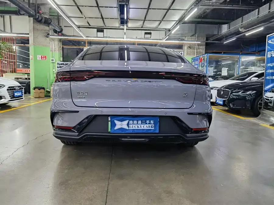 BYD Second-hand Han 2025 DM-i 125KM Elite 2024 — миниатюра 2