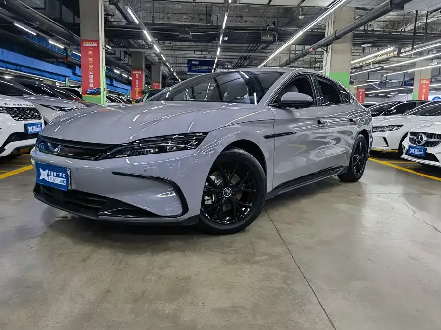 BYD Second-hand Han 2025 DM-i 125KM Elite 2024 — фото 1, купить с доставкой в Москву