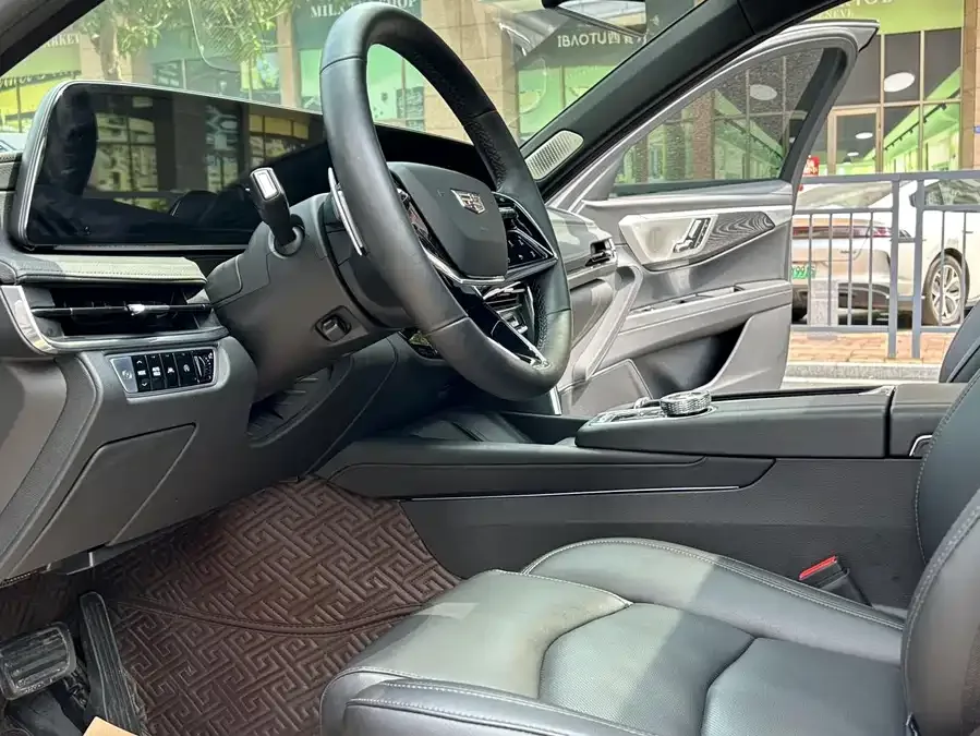 Cadillac CT6 2023 28T Luxury Edition 2024 — миниатюра 3