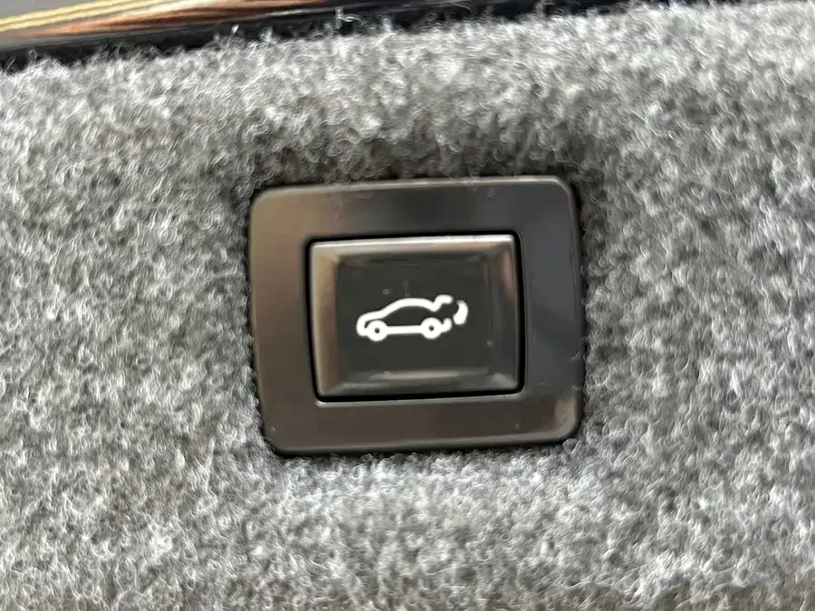 Cadillac CT6 2022 28T Premium Model 2022 — миниатюра 4