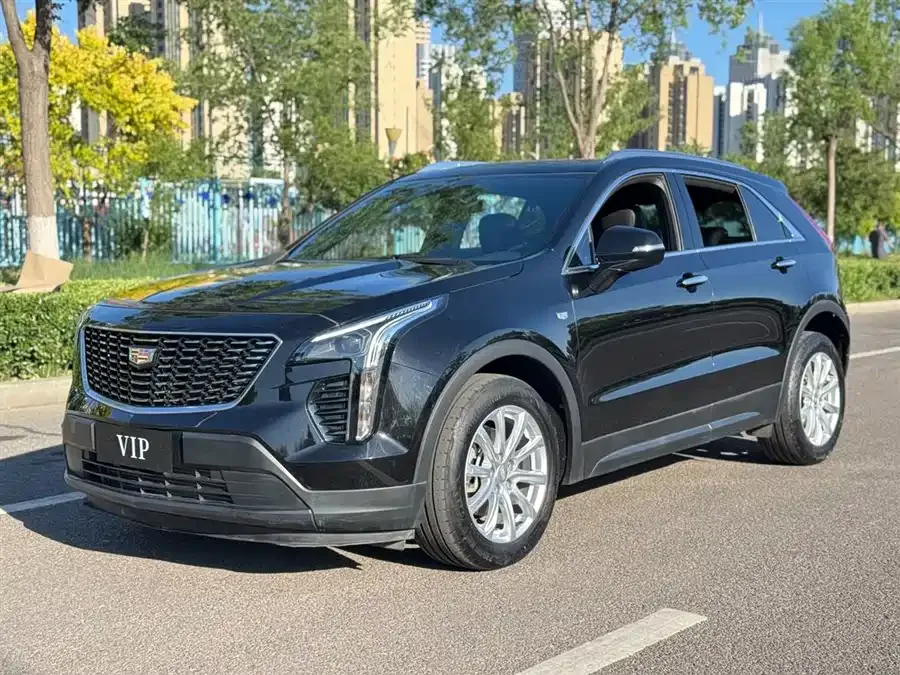 Cadillac XT4 2022 28T two-wheel drive fashion model 2022 — фото 1, купить с доставкой в Москву