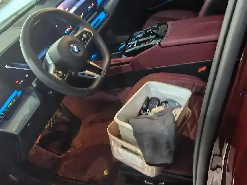 BMW i5 2025 eDrive 40L M Sport Package 2025 — миниатюра 3