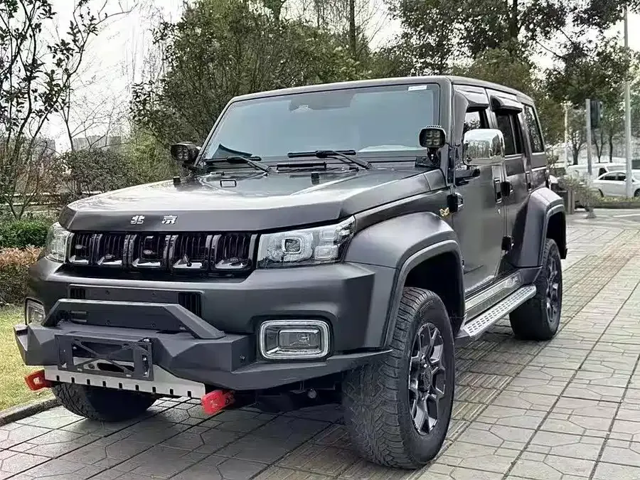 BAIC BJ40 Beijing Off-road BJ40 2023 2.0T Automatic 2WD City Hunter Edition Knight Edition 2022 — фото 1, купить с доставкой в Москву
