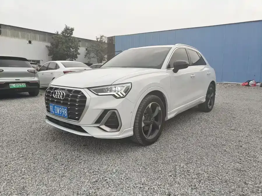 Audi Q3 2022