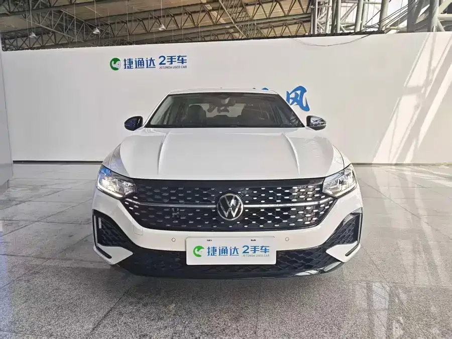 Volkswagen Lavida Lavida 2024 300TSI DSG Starry Sky Leading Edition 2024 — миниатюра 2