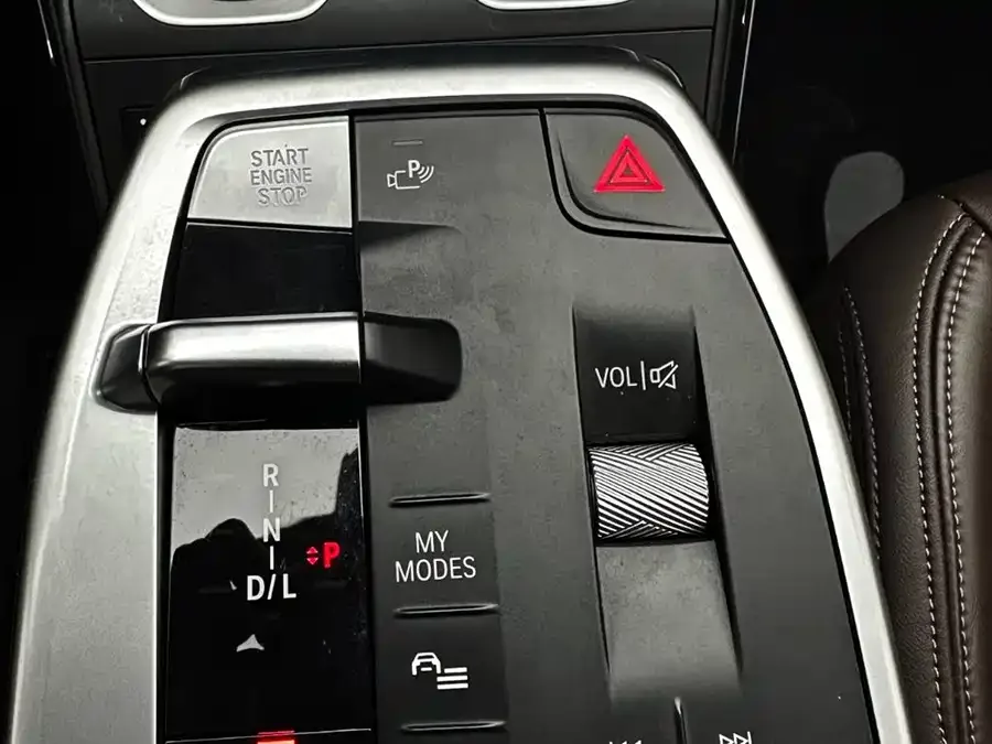 BMW X1 2023 sDrive20Li X Design Package 2023 — миниатюра 4