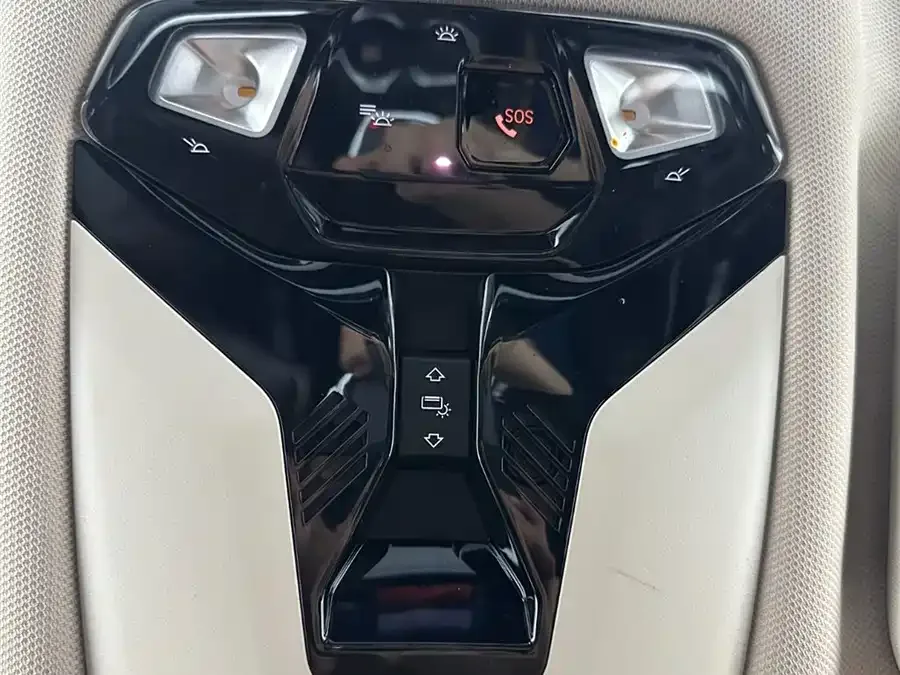 BMW X1 2023 sDrive20Li X Design Package 2023 — миниатюра 5