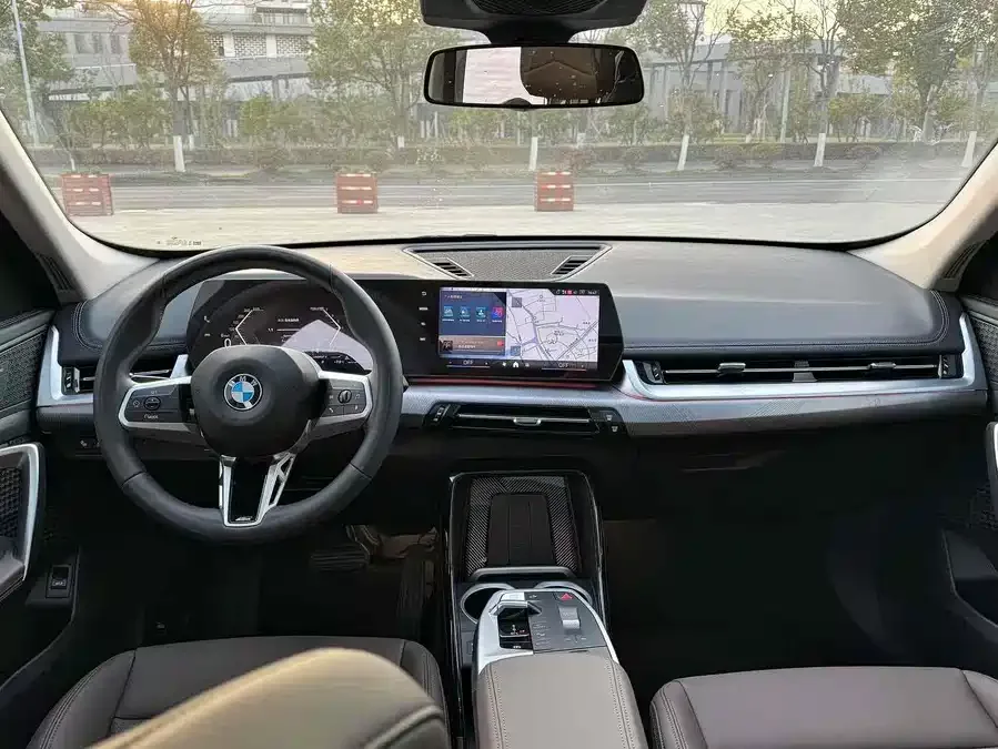 BMW X1 2023 sDrive25Li M Sport Package 2023 — миниатюра 3