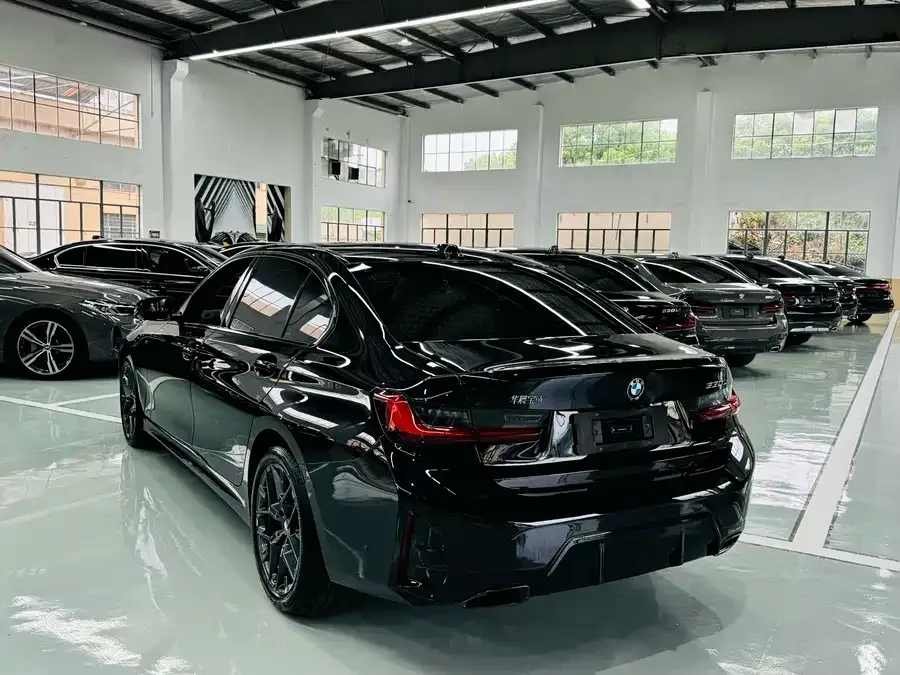 BMW 3 Series BMW 3 Series 2025 330Li M Sport Night Edition 2025 — миниатюра 3