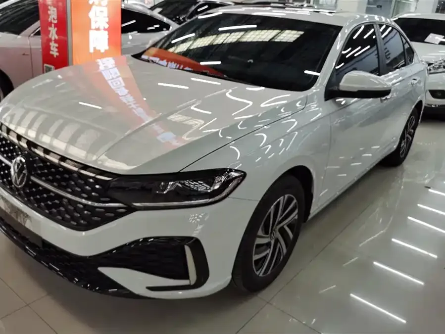 Volkswagen Lavida Lavida 2023 1.5L Automatic Starry Sky 5 Million Edition 2023 — фото 1, купить с доставкой в Москву