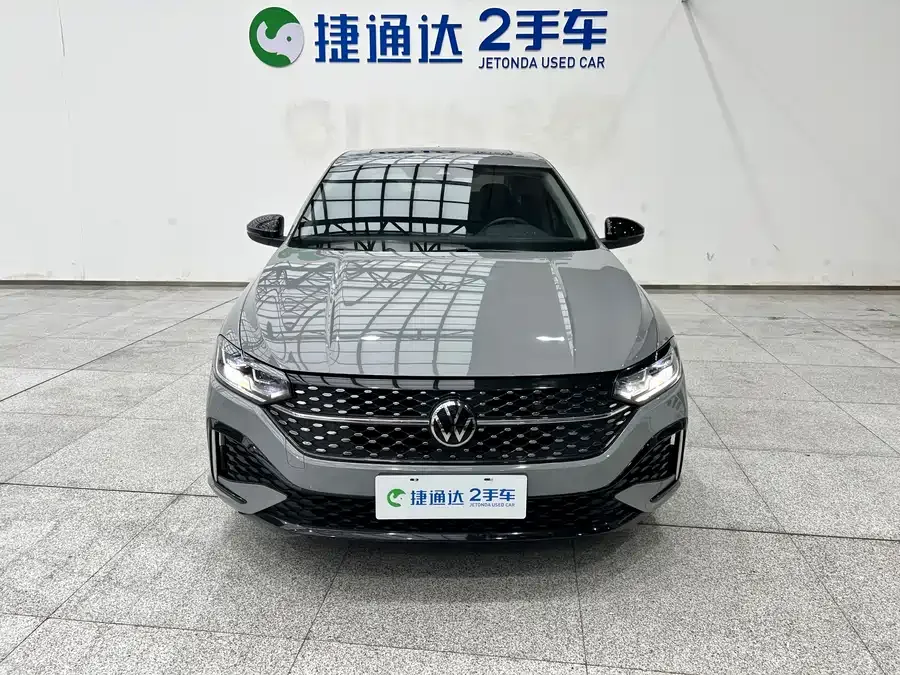 Volkswagen Lavida Lavida 2023 300TSI DSG Starry Sky Edition 2023 — миниатюра 2