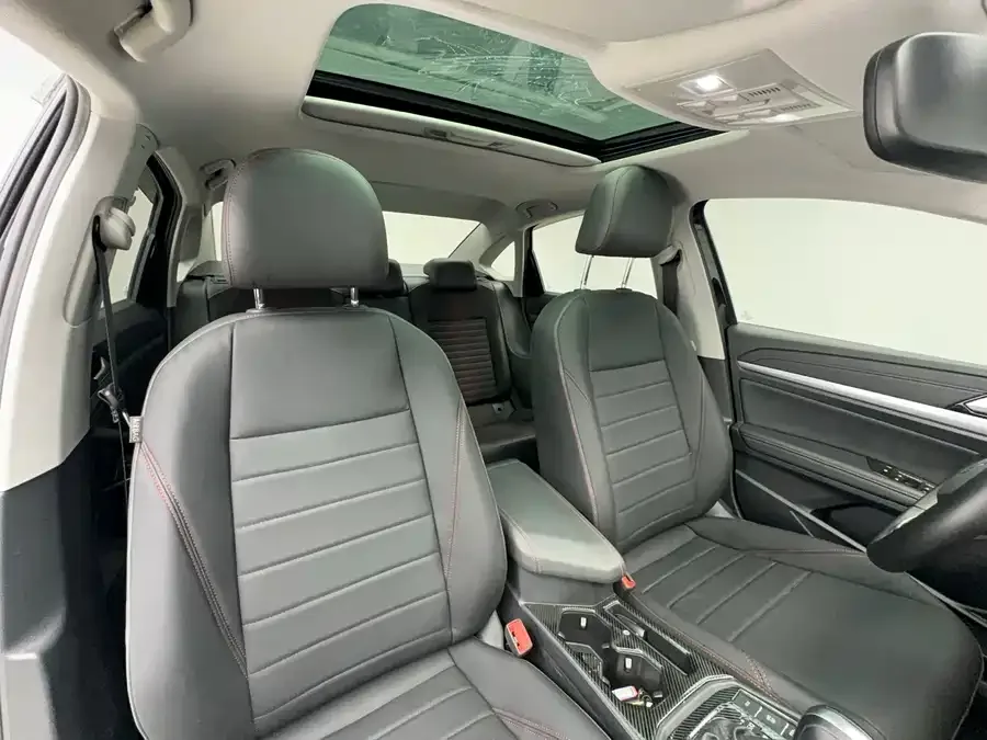 Volkswagen Lavida Lavida 2023 280TSI DSG Starry Sky Edition 2022 — миниатюра 5