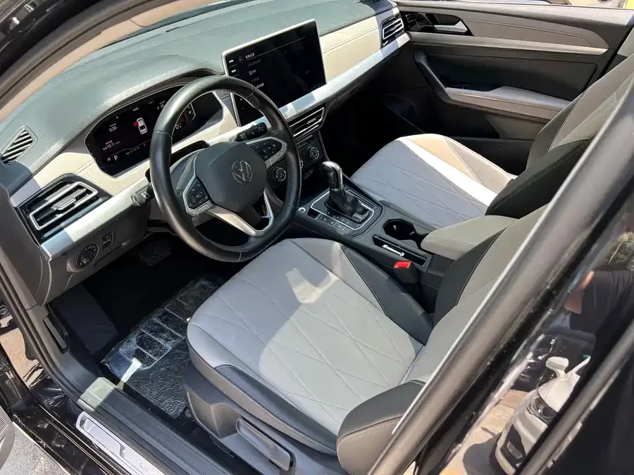 Volkswagen Lavida Lavida 2023 1.5L Automatic 5 Million Edition 2023 — миниатюра 3