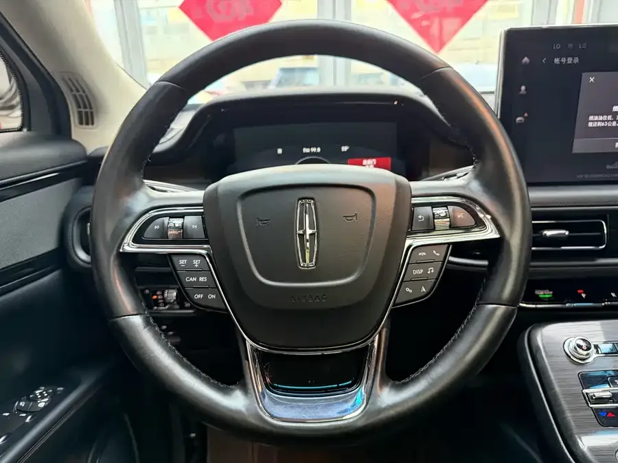 Lincoln Navigator Navigator 2021 2.0T 4WD Premium Edition 2022 — миниатюра 5