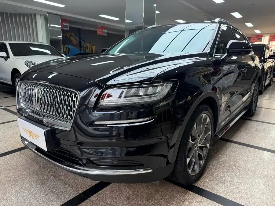 Lincoln Navigator 2022