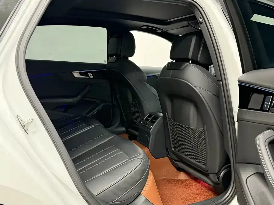 Audi a4 l 2024 40 TFSI luxury and dynamic model 2023 — миниатюра 4