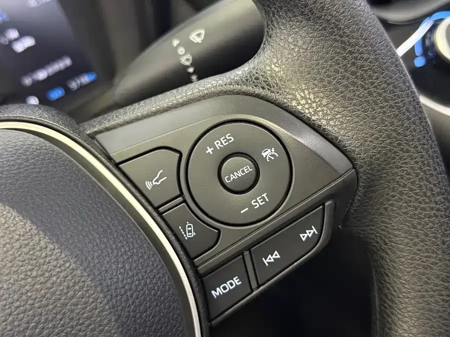 Toyota Levin 2022 Lelink 185T CVT Luxury Edition 2022 — миниатюра 3