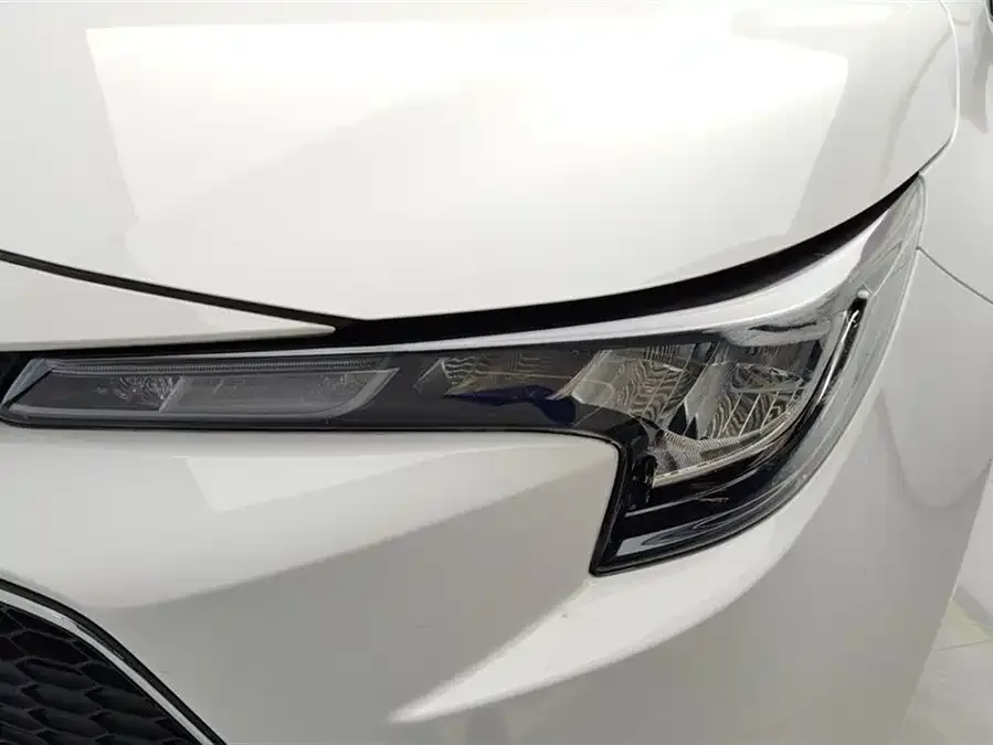 Toyota Levin 2022 Lelink 185T CVT Luxury Edition 2022 — миниатюра 5