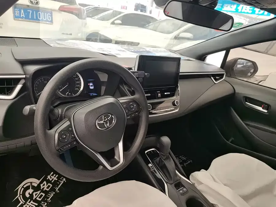 Toyota Levin 2022 Lelink 185T CVT Luxury Edition 2022 — миниатюра 2