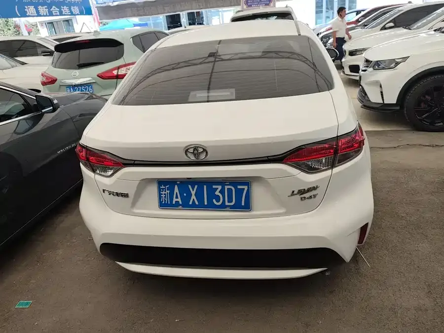 Toyota Levin 2022 Lelink 185T CVT Luxury Edition 2022 — миниатюра 5