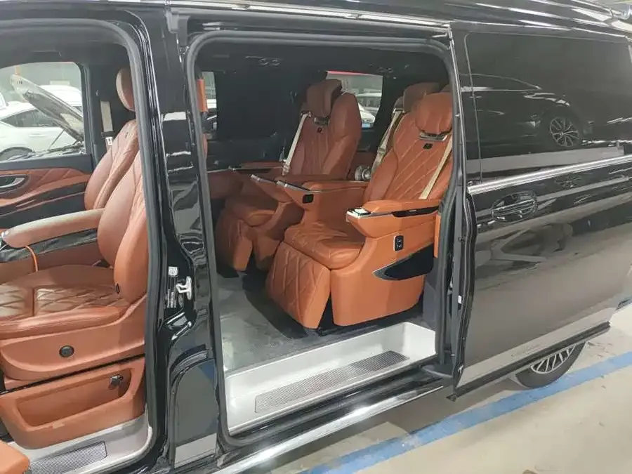 Rhine Cars Rhine Traveler Rheinland Traveler 2023 2.0T Masterpiece Edition 2024 — миниатюра 3