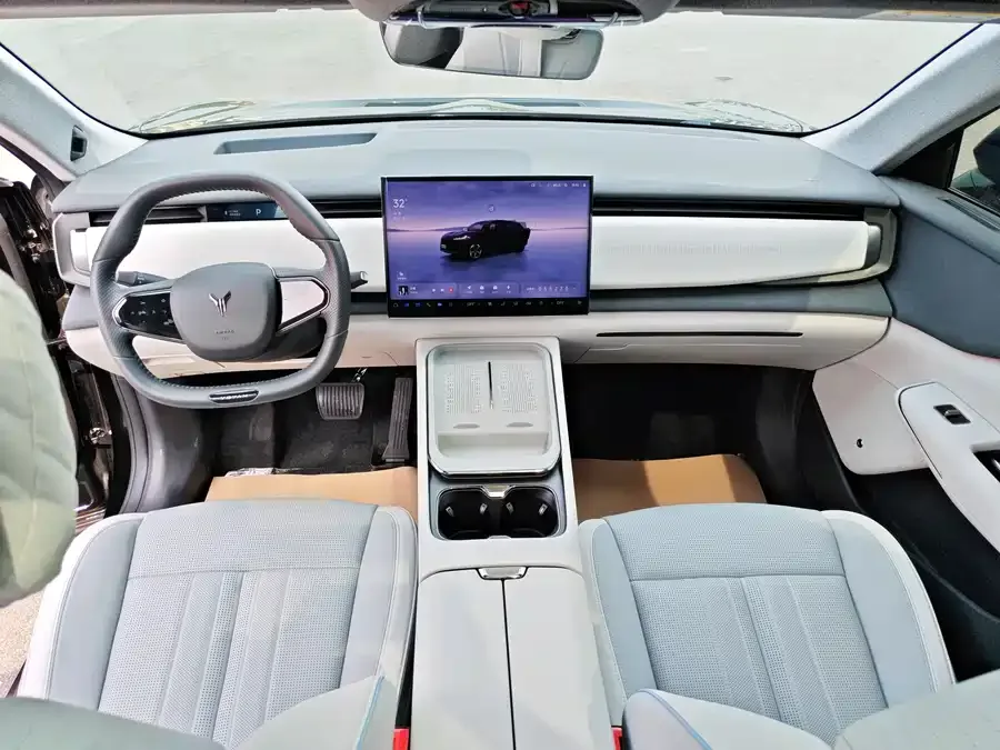 Voyah Courage Lantu Zhiyin 2024 Long-range Smart Edition 2025 — миниатюра 5
