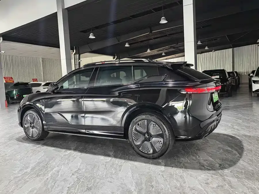 Voyah Courage Lantu Zhiyin 2024 Long-range Smart Edition 2025 — миниатюра 4