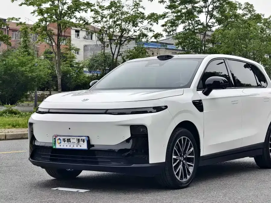 Leapmotor B10 2025
