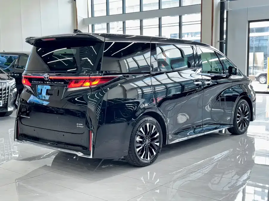 Toyota Crown Vellfire Vellfire 2024 Crown Hybrid 2.5L Supreme Executive Edition 2025 — миниатюра 5