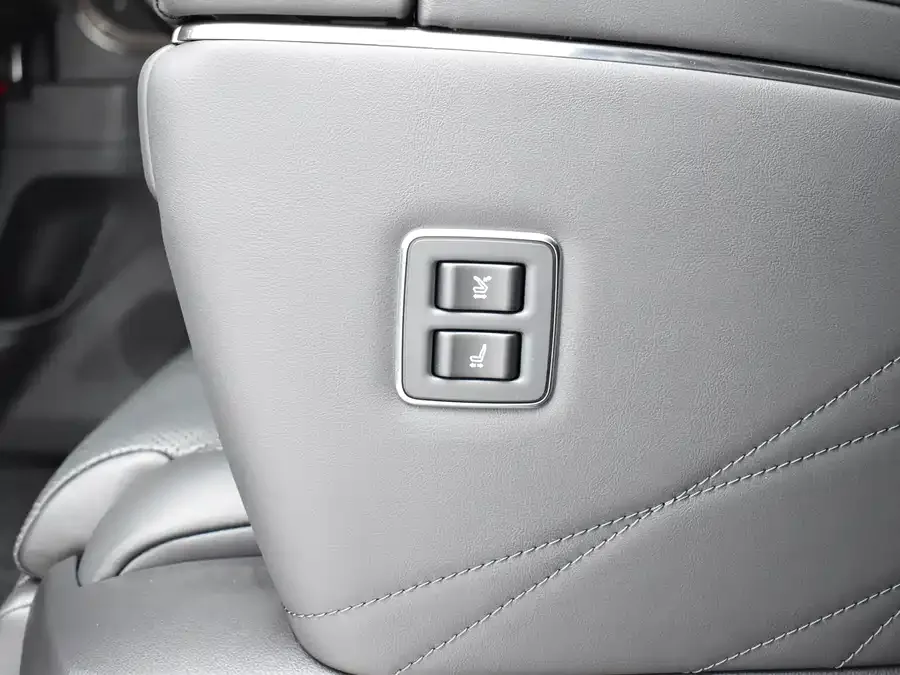 Toyota Crown Vellfire Vellfire 2024 Crown Hybrid 2.5L Supreme Executive Edition 2024 — миниатюра 5