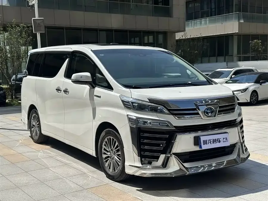 Toyota Crown Vellfire 2020 Vellfire Hybrid 2.5L HV Premium Edition 2022 — миниатюра 2