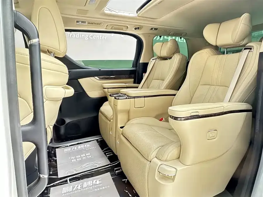 Toyota Crown Vellfire 2020 Vellfire Hybrid 2.5L HV Premium Edition 2022 — миниатюра 4