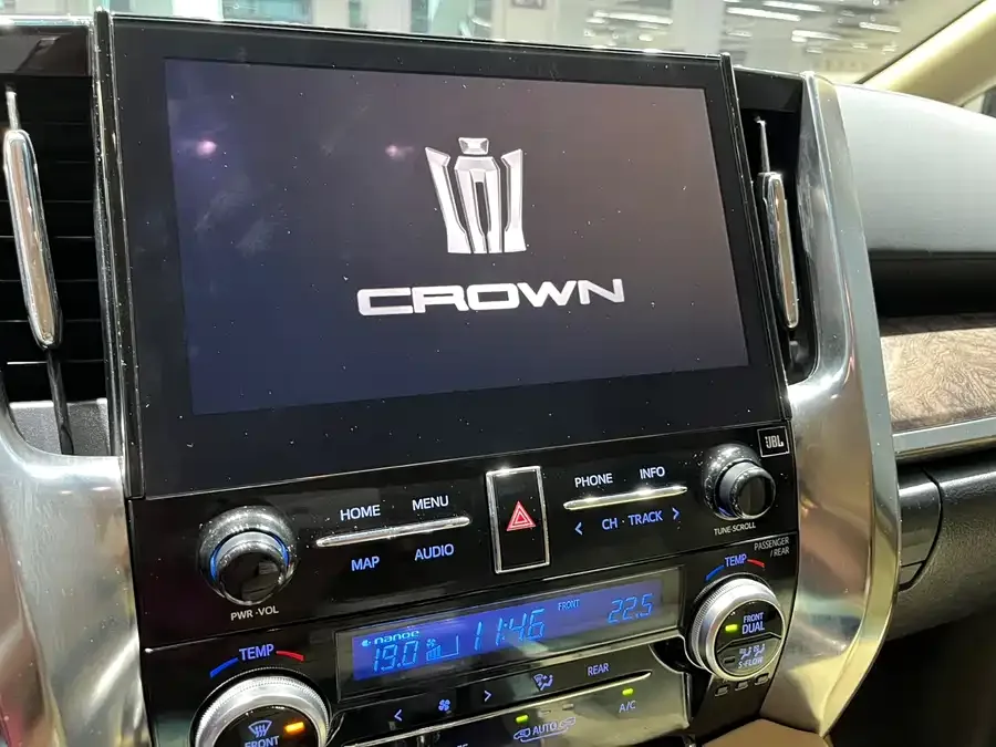 Toyota Crown Vellfire Vellfire 2021 Crown Hybrid 2.5L HV Premium Edition 2022 — миниатюра 3